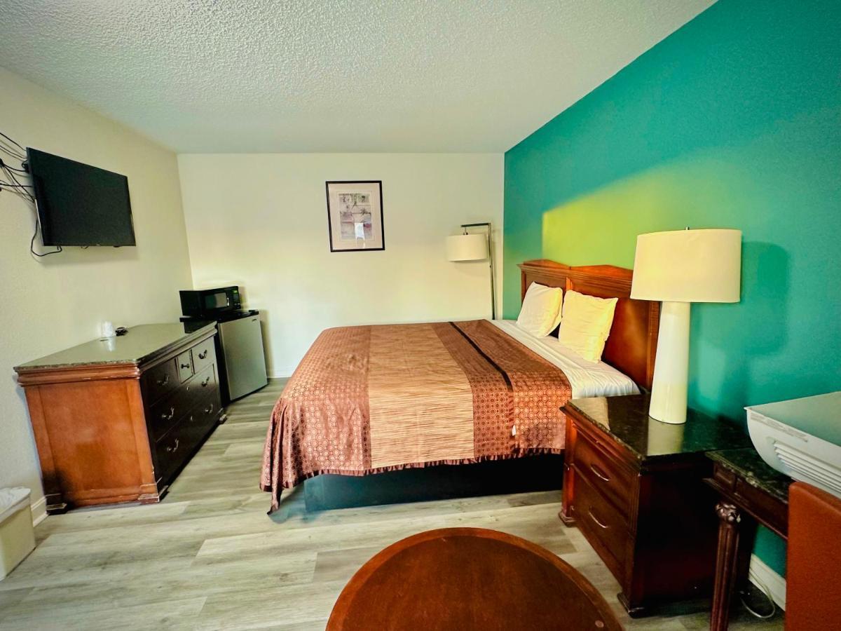 King'S Inn Motel Kingsburg Eksteriør billede